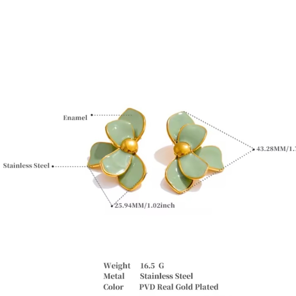 Blush Pink Floral Earrings – Elegant Gold Petal Statement Jewelry - Picture 5 of 11